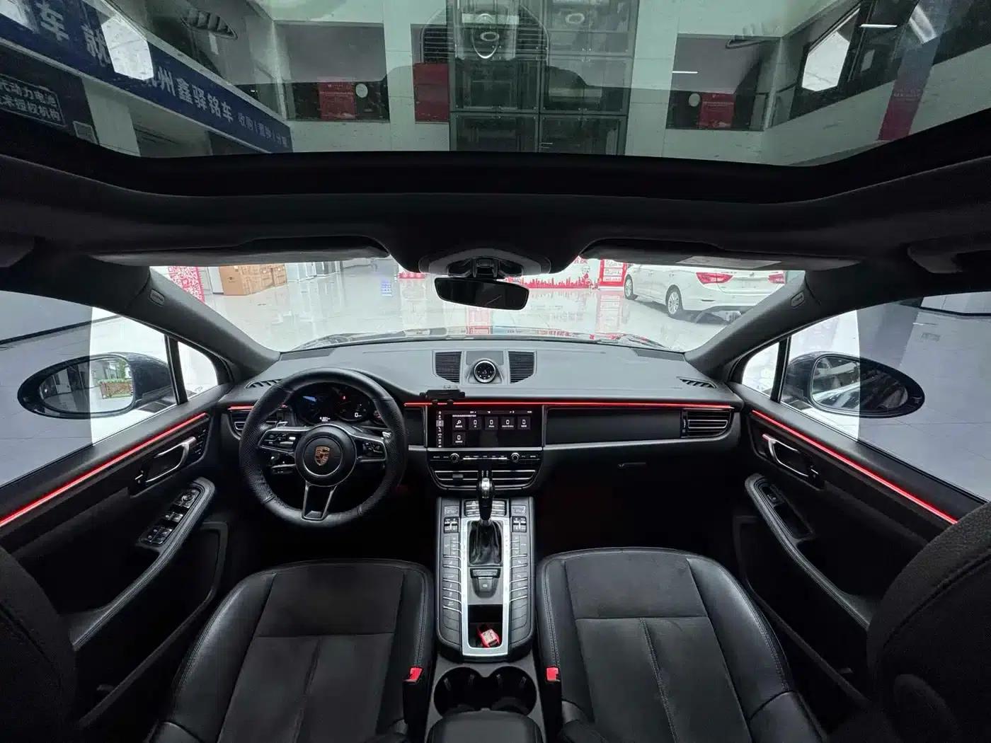 2018 Macan 2.0T — миниатюра 14