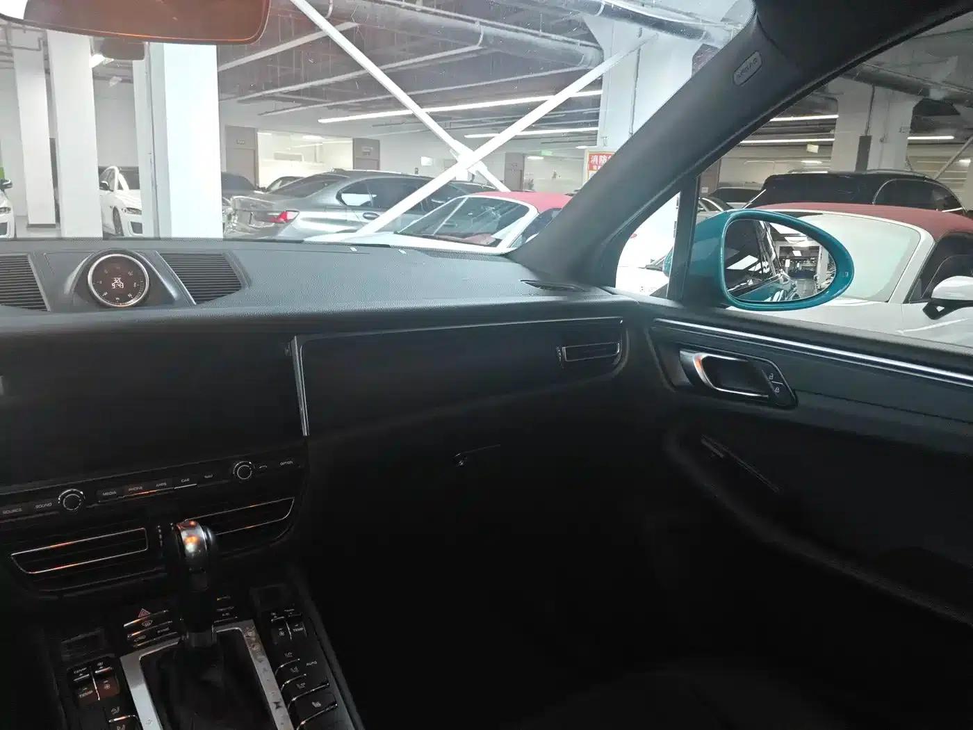 2021 Macan 2.0T — миниатюра 15
