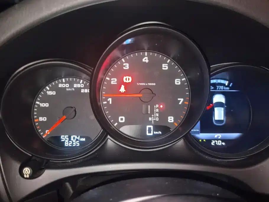 2016 Macan 2.0T — миниатюра 14