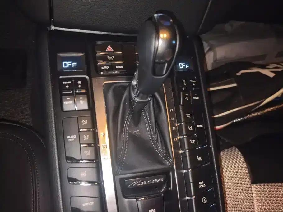 2016 Macan 2.0T — миниатюра 16