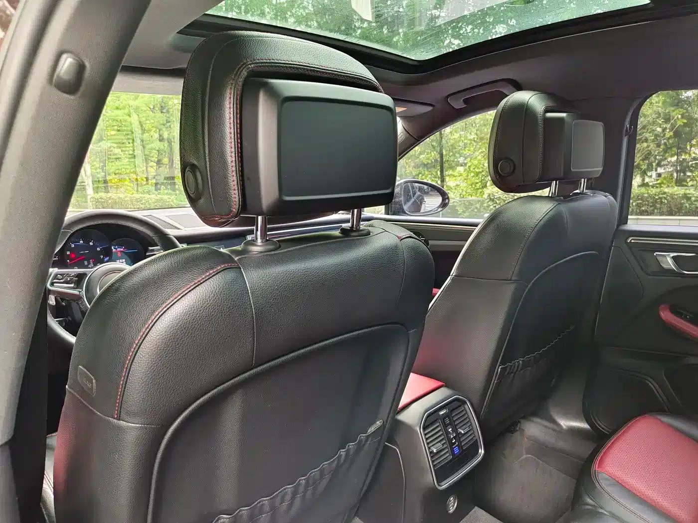 2017 Macan 2.0T — миниатюра 15
