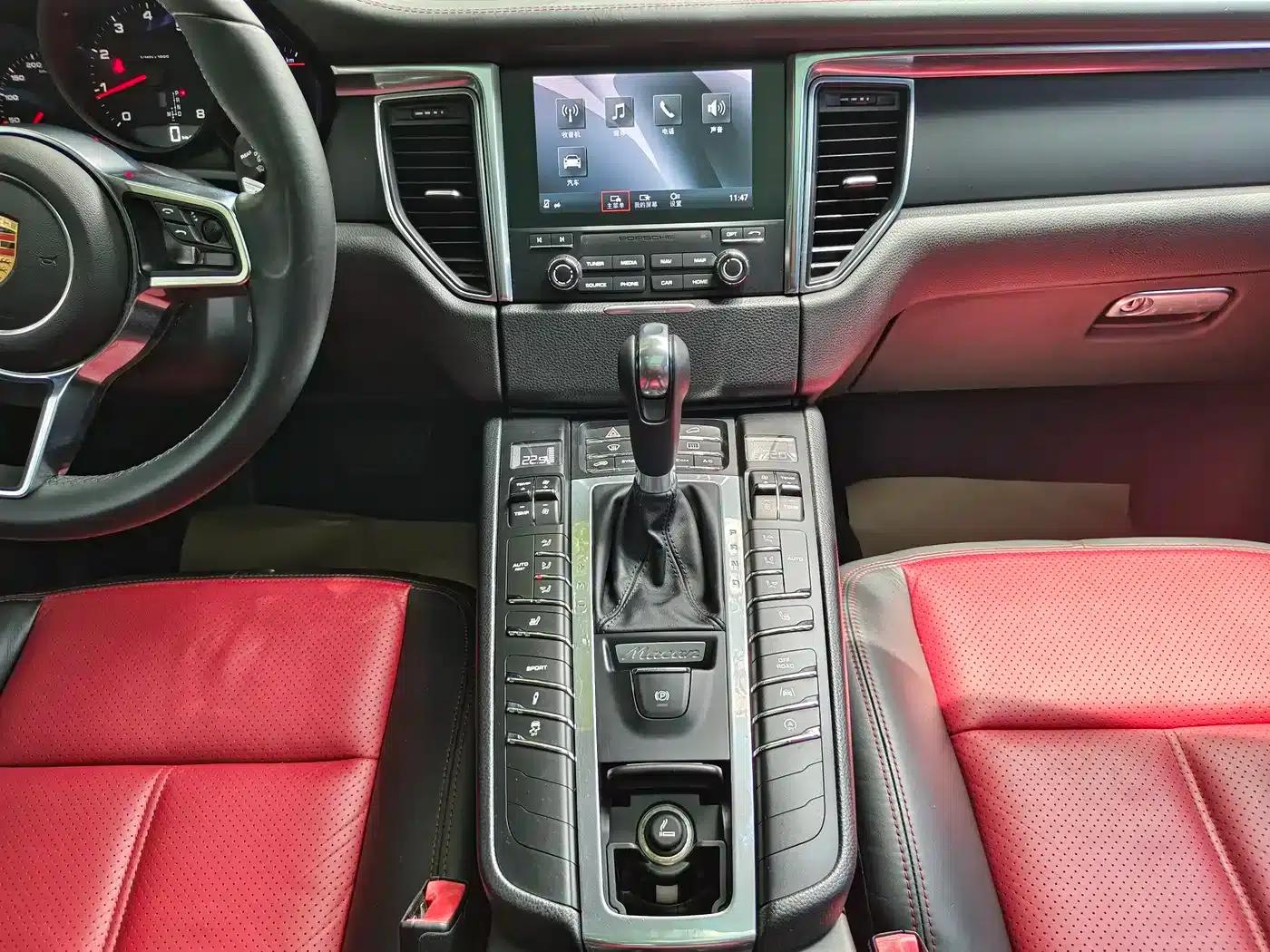 2017 Macan 2.0T — миниатюра 24