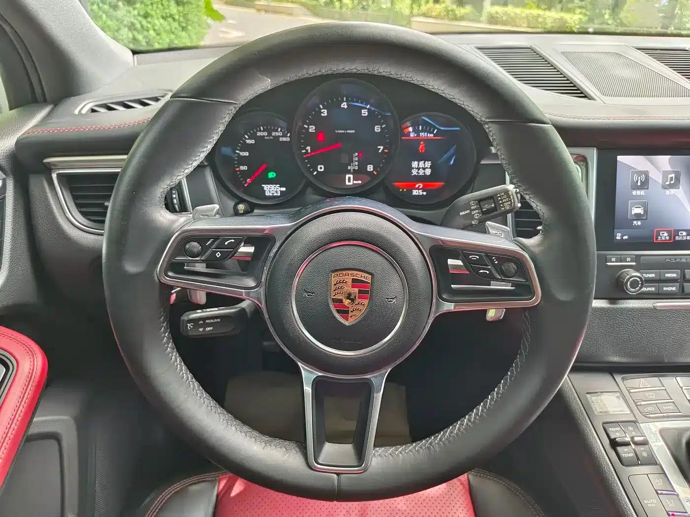 2017 Macan 2.0T — миниатюра 25