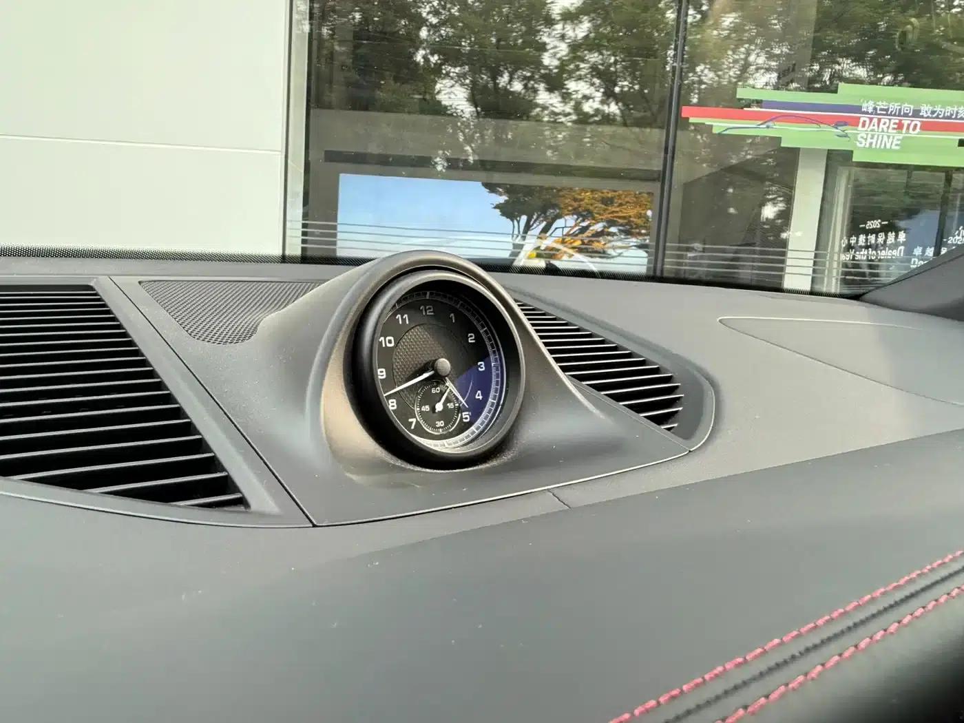 2022 Macan 2.0T — миниатюра 8