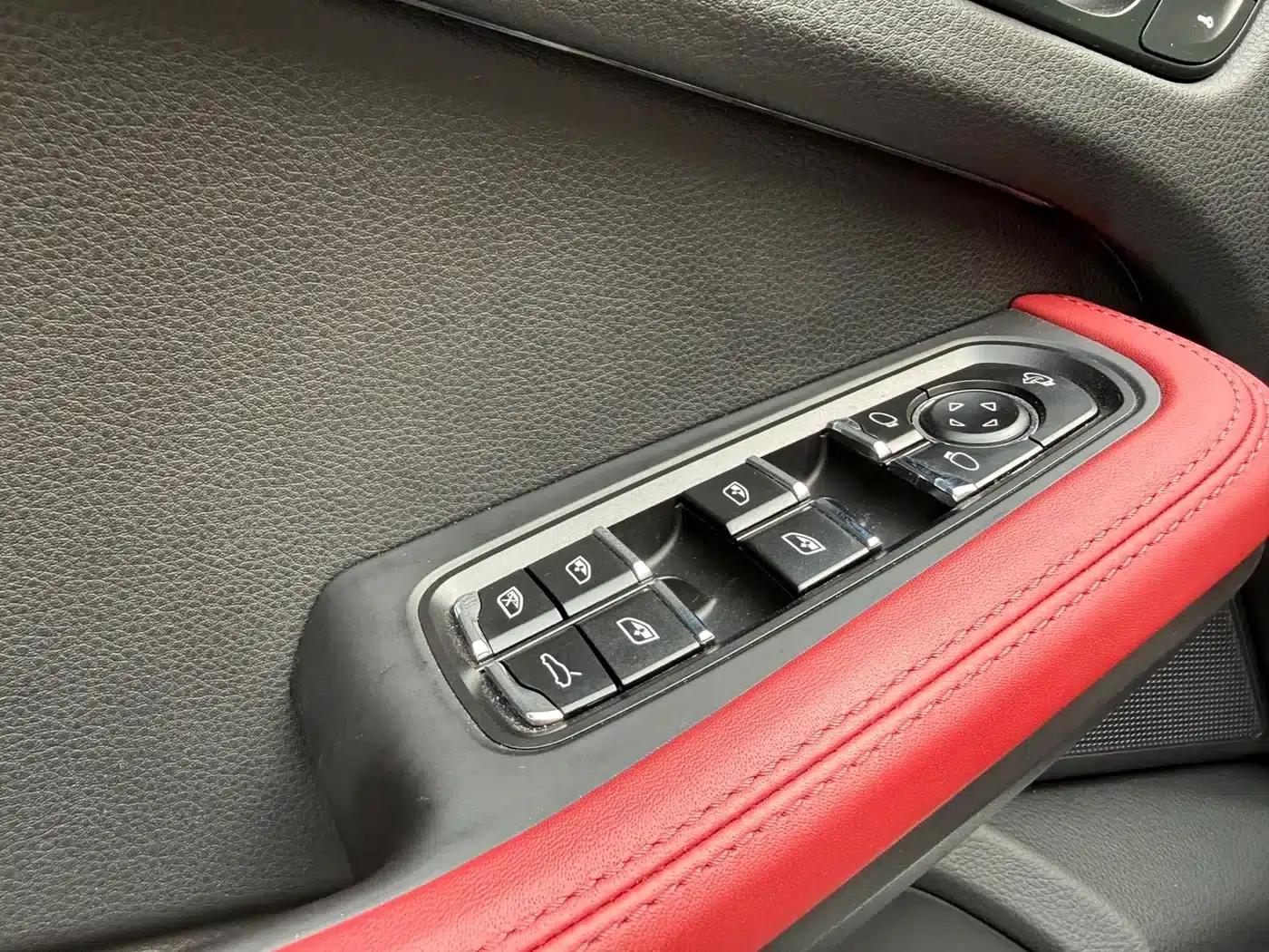 2022 Macan 2.0T — миниатюра 10