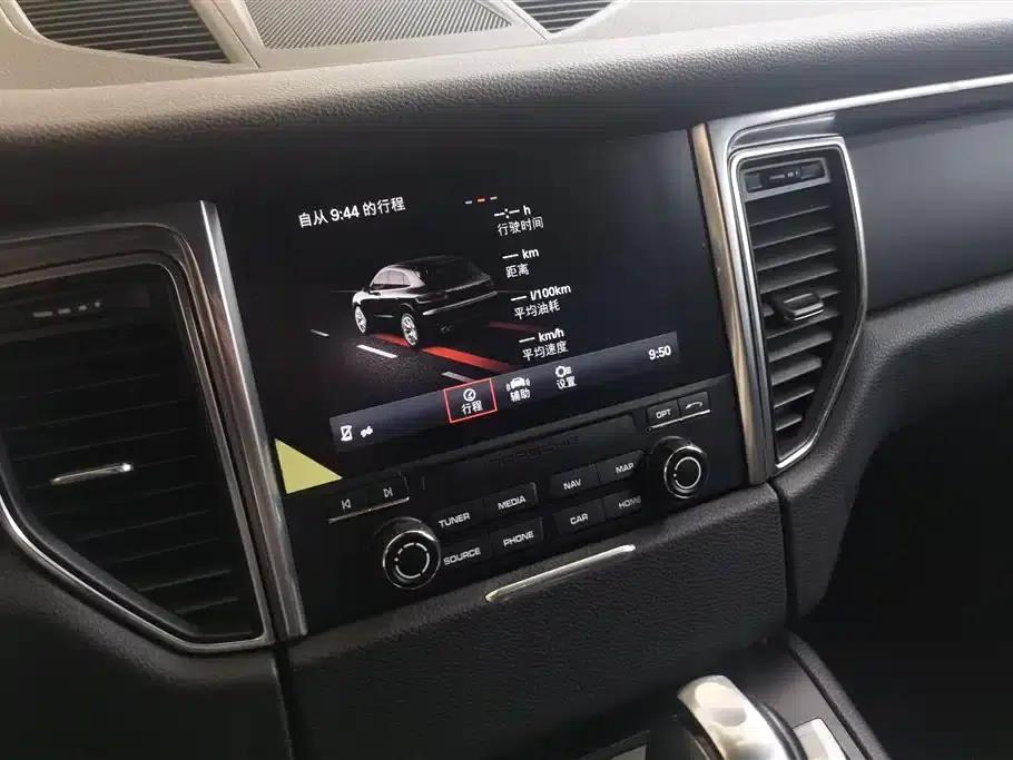 2017 Macan 2.0T — миниатюра 13