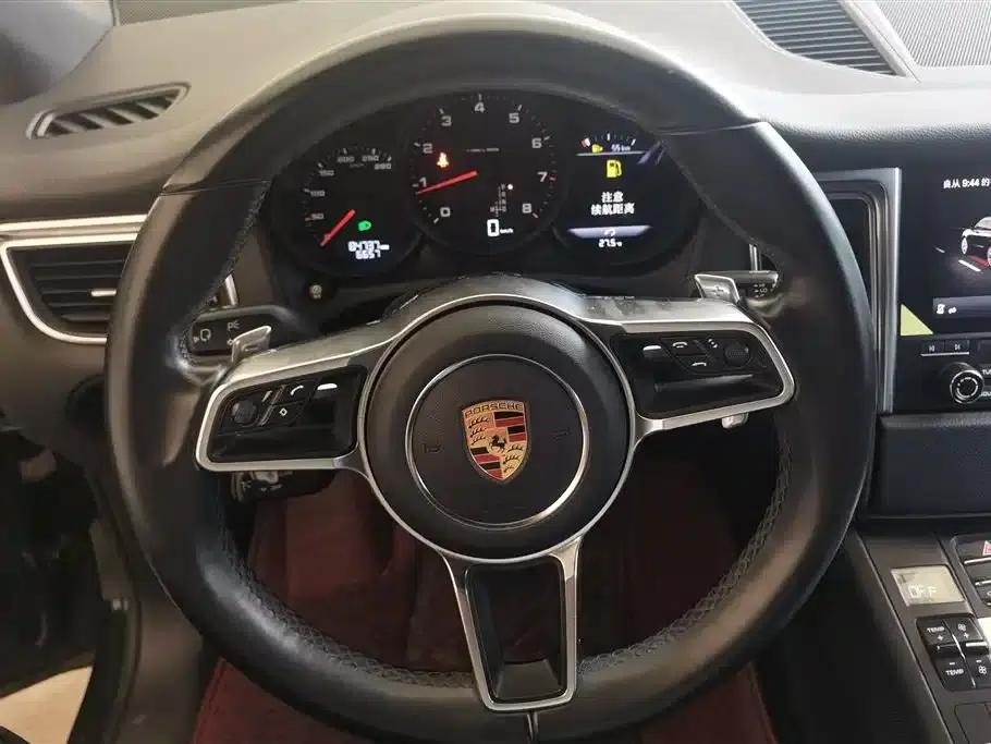 2017 Macan 2.0T — миниатюра 15