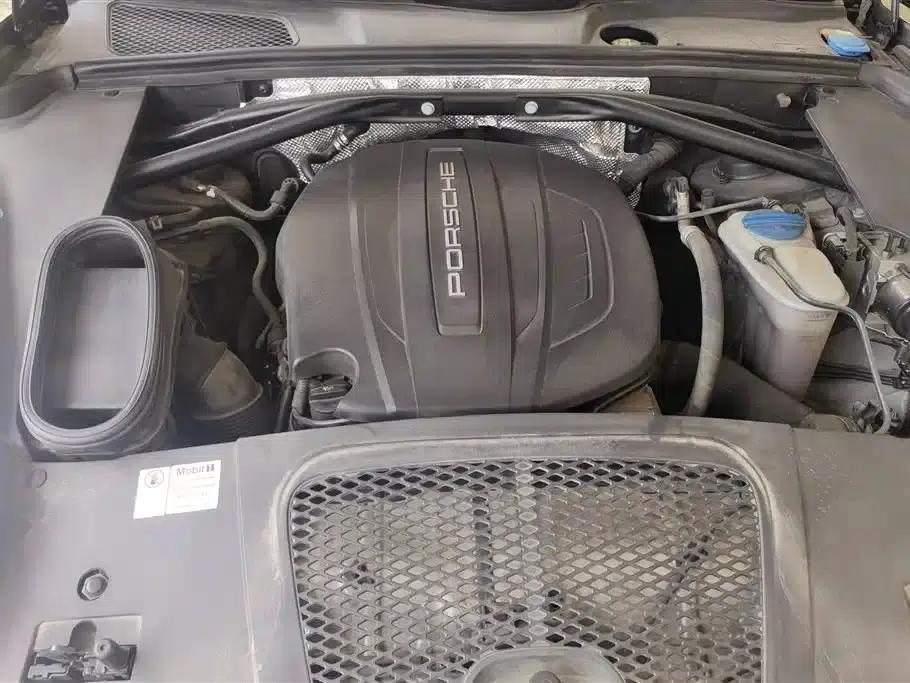 2017 Macan 2.0T — миниатюра 10
