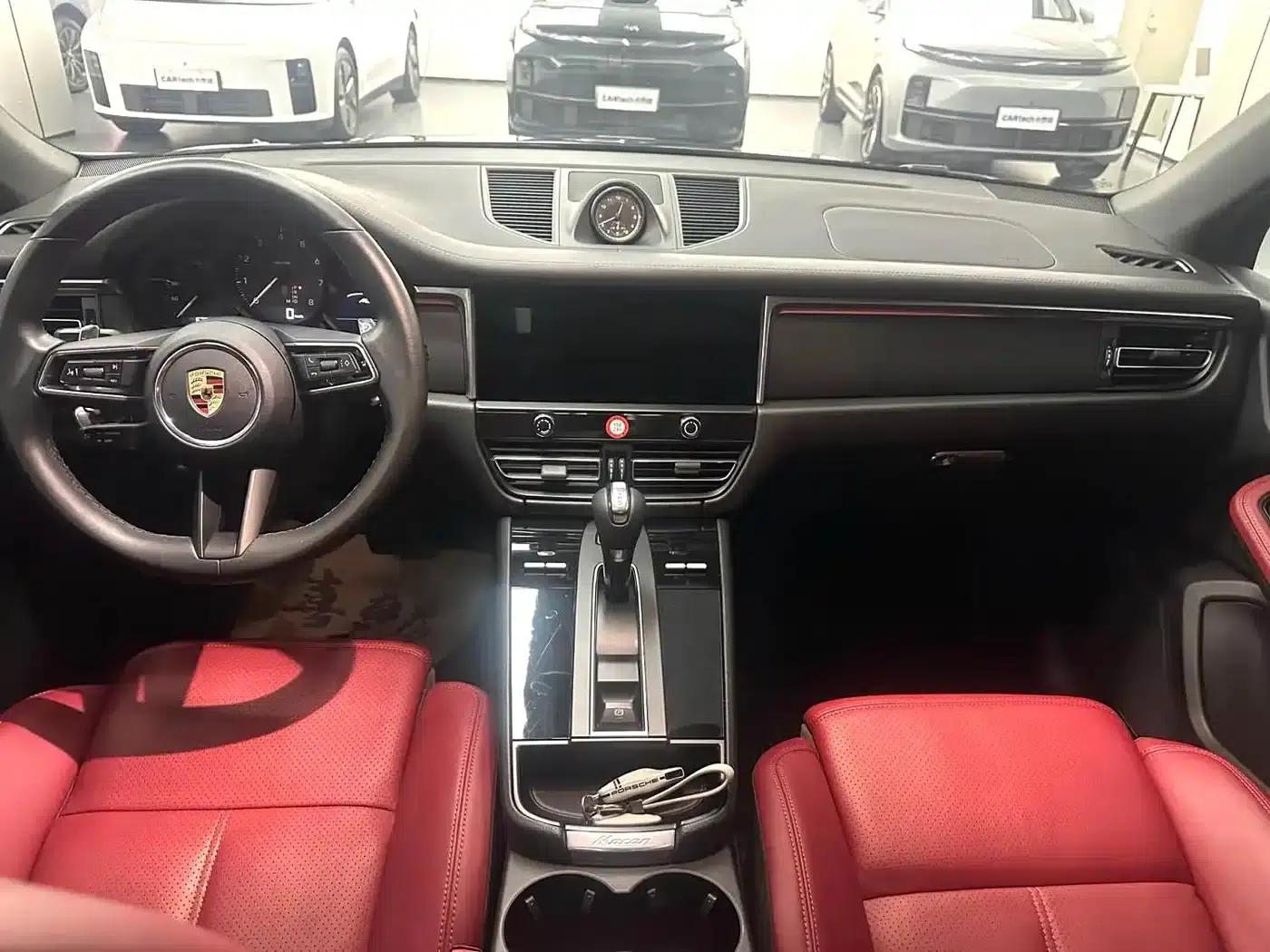 2022 Macan 2.0T — миниатюра 3