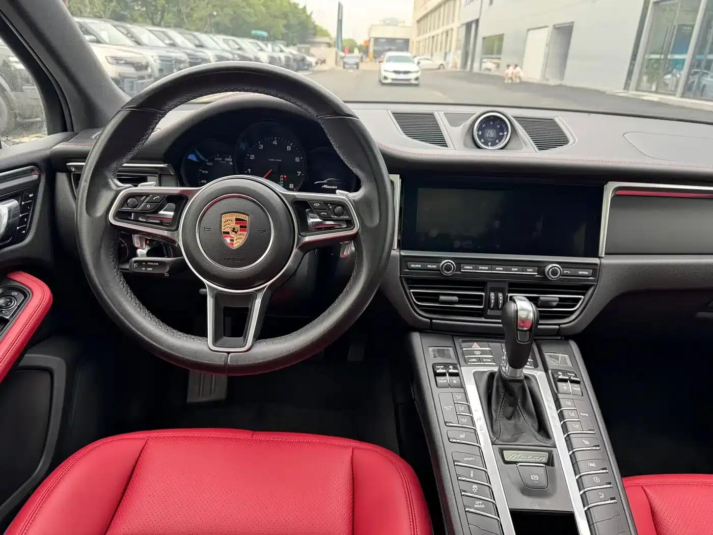 2018 Macan 2.0T — миниатюра 12
