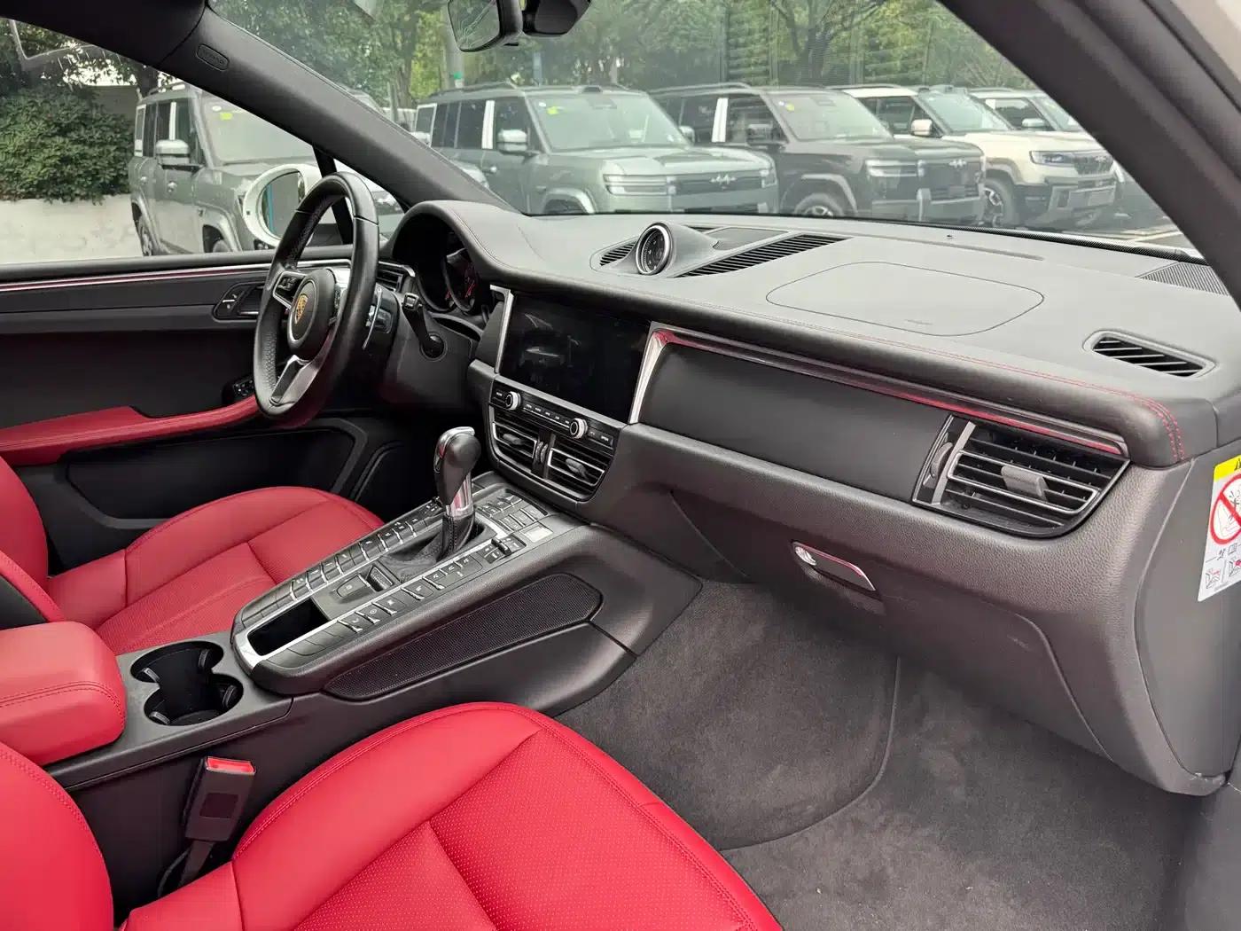 2018 Macan 2.0T — миниатюра 20