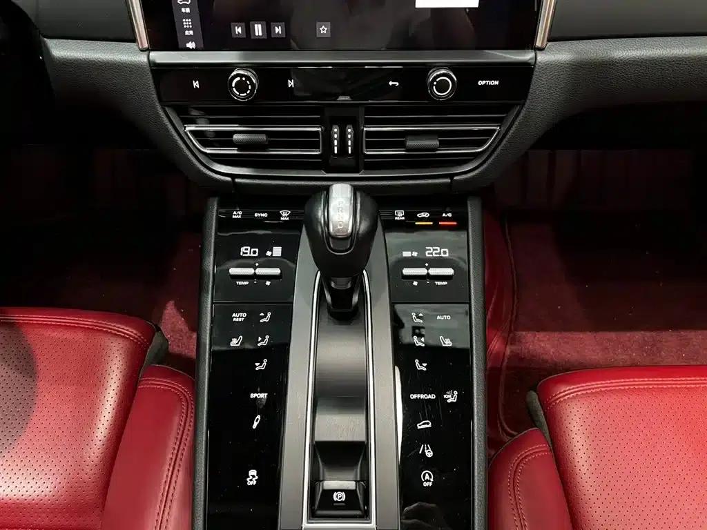 2023 Macan 2.0T — миниатюра 9