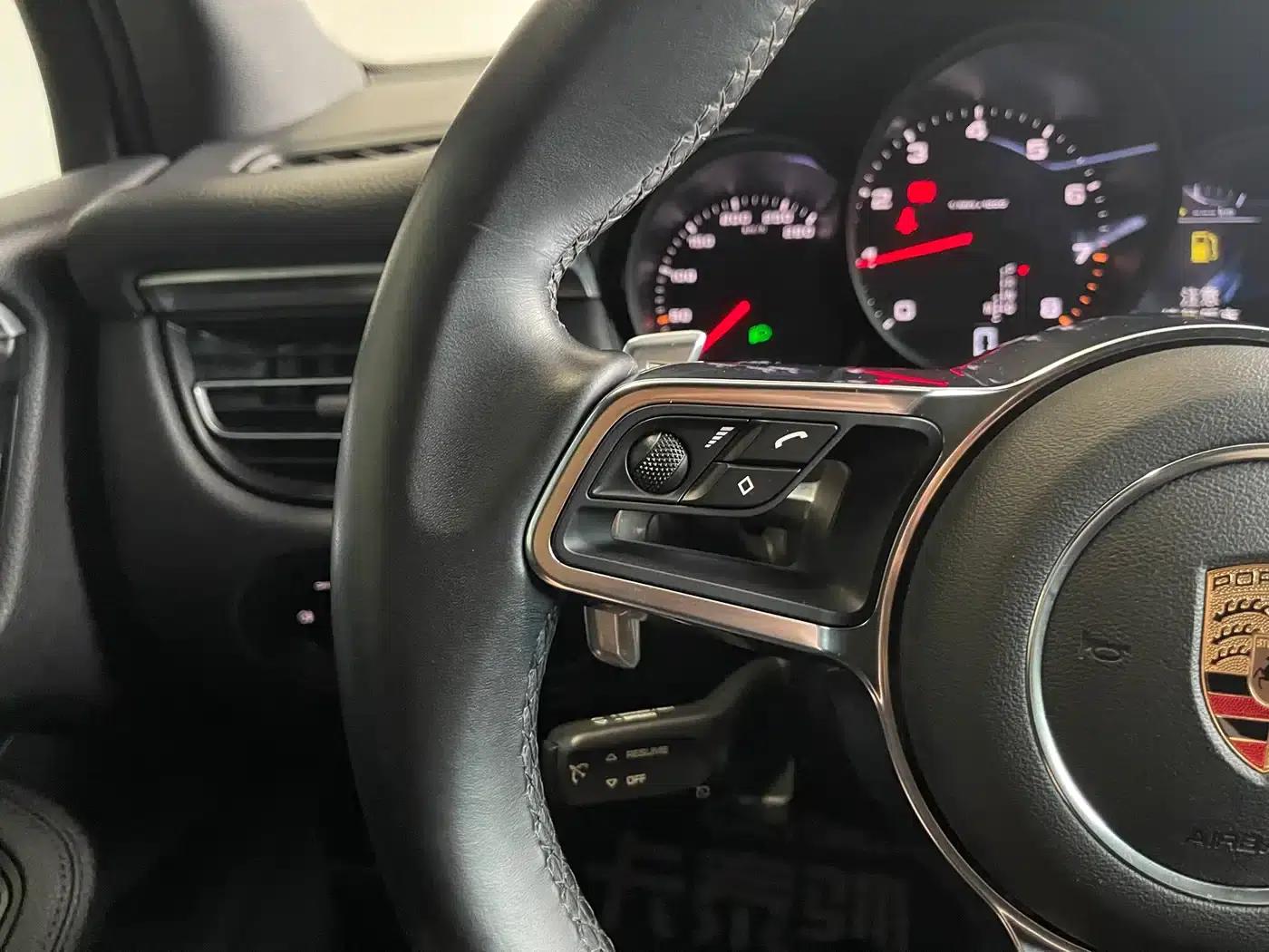 2018 Macan 2.0T — миниатюра 16