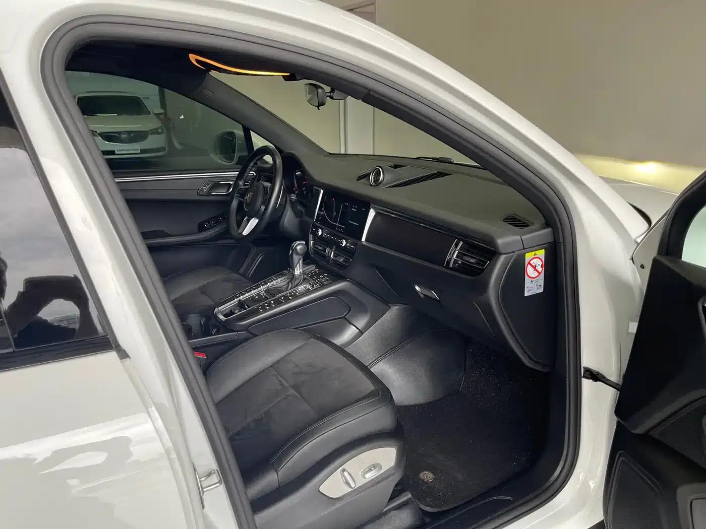 2018 Macan 2.0T — миниатюра 23