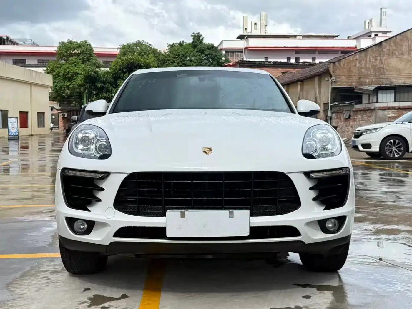 2016 Macan 2.0T — миниатюра 2