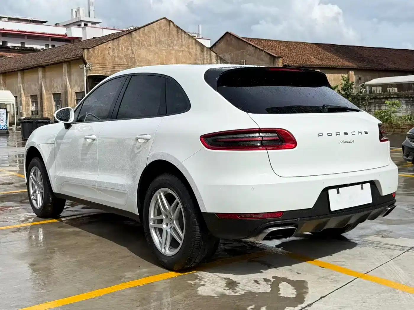 2016 Macan 2.0T — миниатюра 12