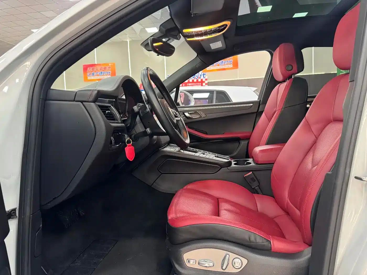 2016 Macan 2.0T — миниатюра 7