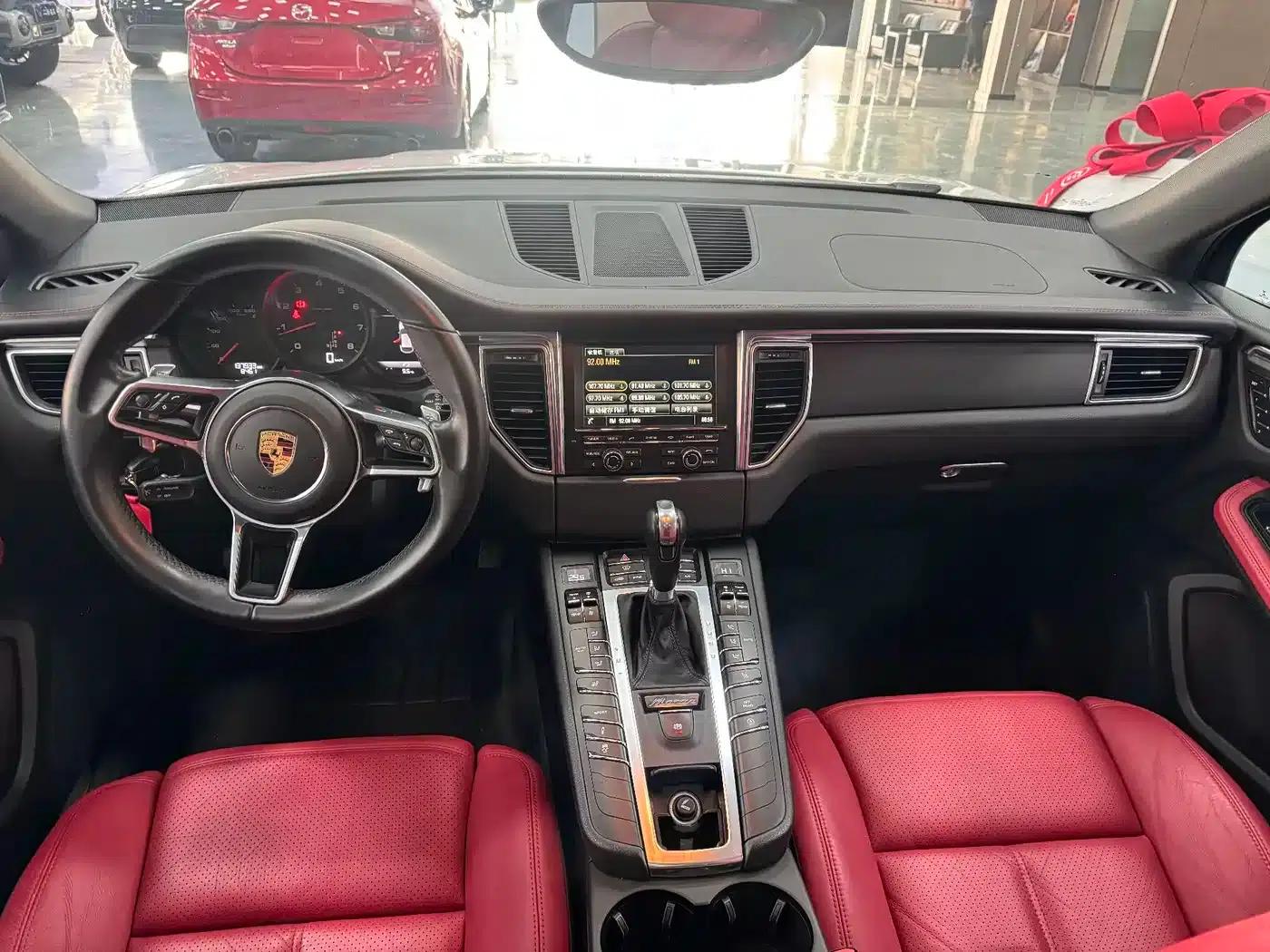 2016 Macan 2.0T — миниатюра 9