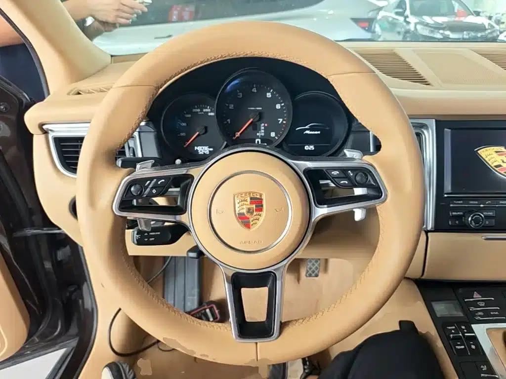 2016 Macan 2.0T — миниатюра 11