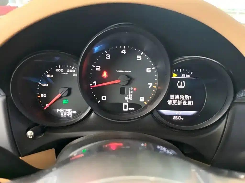 2016 Macan 2.0T — миниатюра 12
