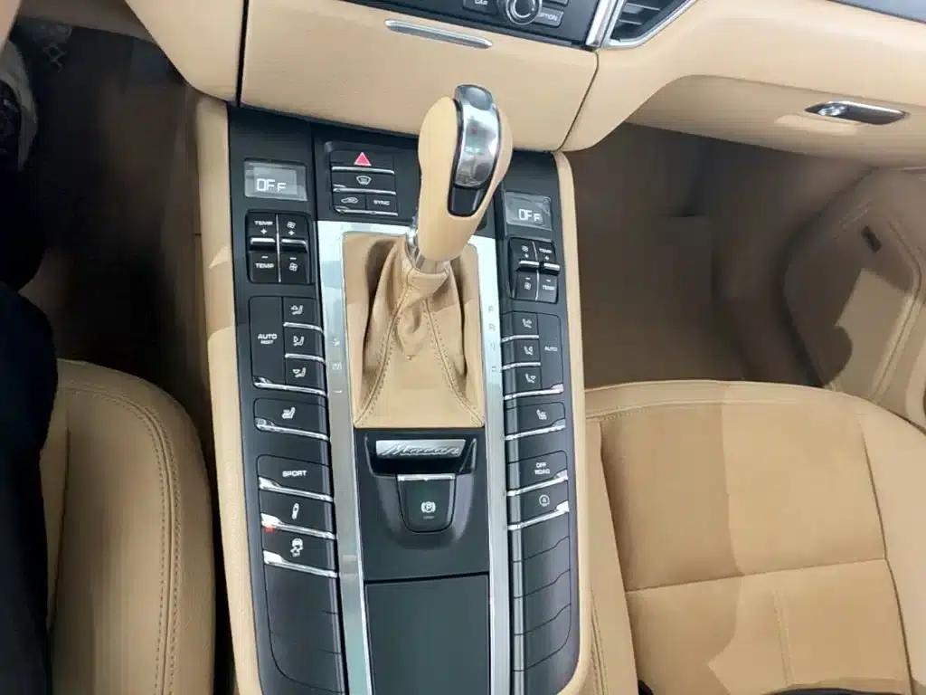2016 Macan 2.0T — миниатюра 14