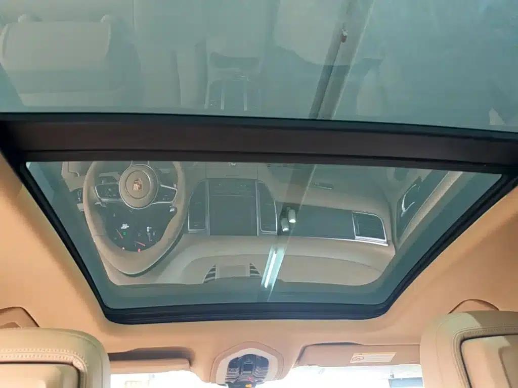 2016 Macan 2.0T — миниатюра 18