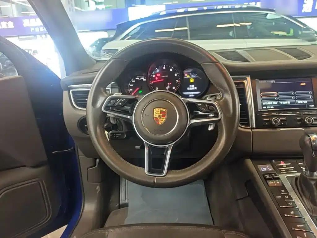 2014 Macan 2.0T — миниатюра 11