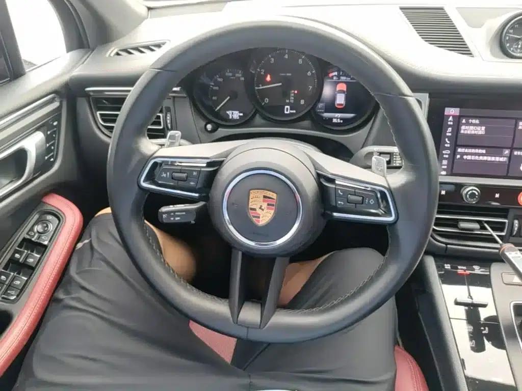 2023 Macan 2.0T — миниатюра 11