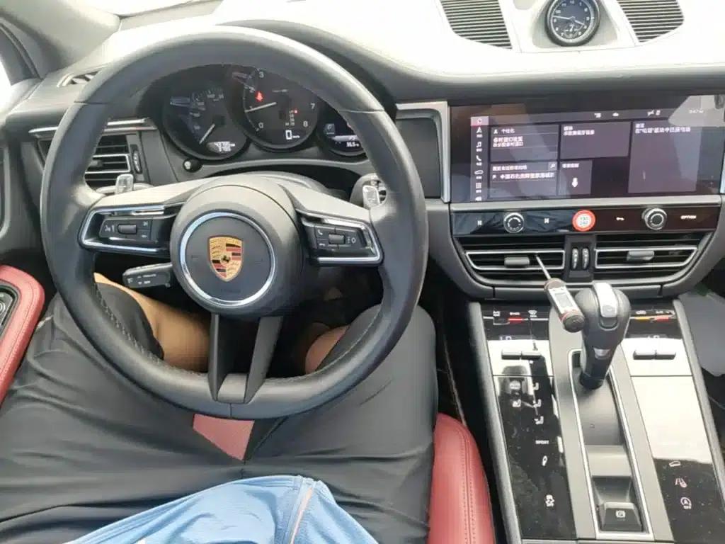 2023 Macan 2.0T — миниатюра 10