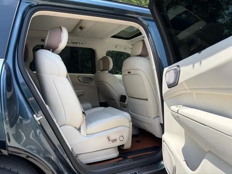 Lynk & Co 900 2025 2.0T Ultra Six-Seater — миниатюра 17