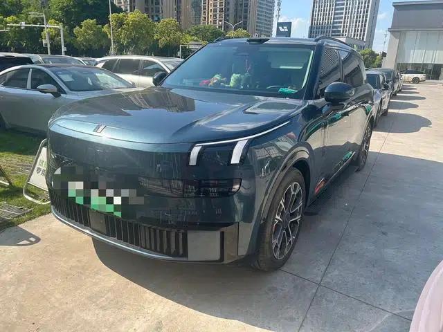 Lynk & Co 900 2025 2.0T Ultra Six-Seater