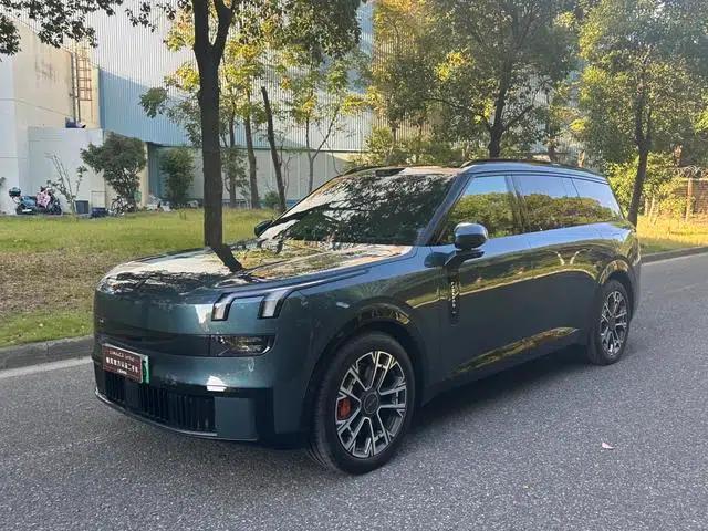 Lynk & Co 900 2025 2.0T Ultra