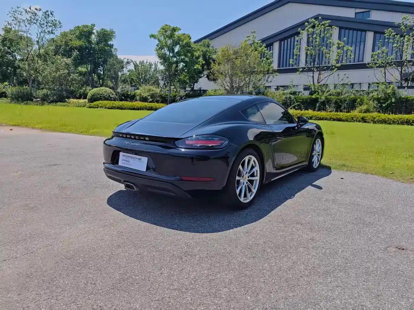 Porsche 718 Cayman 2022 2.0T — миниатюра 6