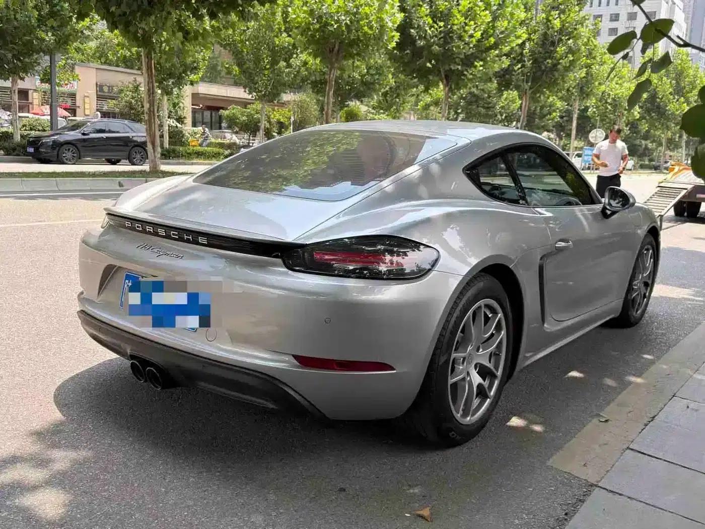 Porsche 718 Cayman 2022 2.0T — миниатюра 4
