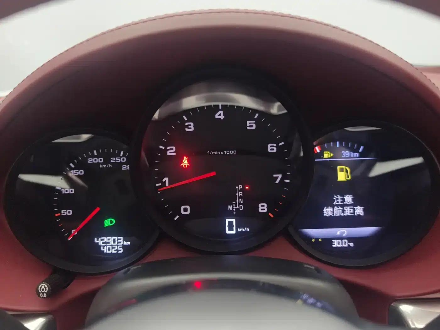 2023 Porsche 718 Boxster 2.0T — миниатюра 10