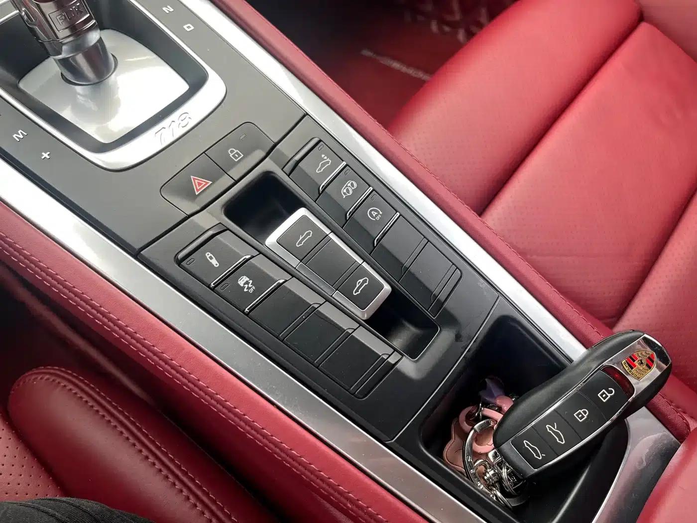 2022 Porsche 718 Boxster 2.0T — миниатюра 12