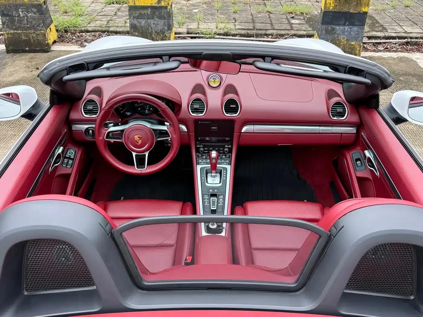 2022 Porsche 718 Boxster 2.0T — миниатюра 7
