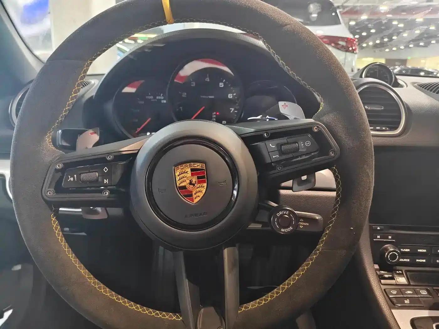 2016 Porsche 718 Boxster 2.0T — миниатюра 5