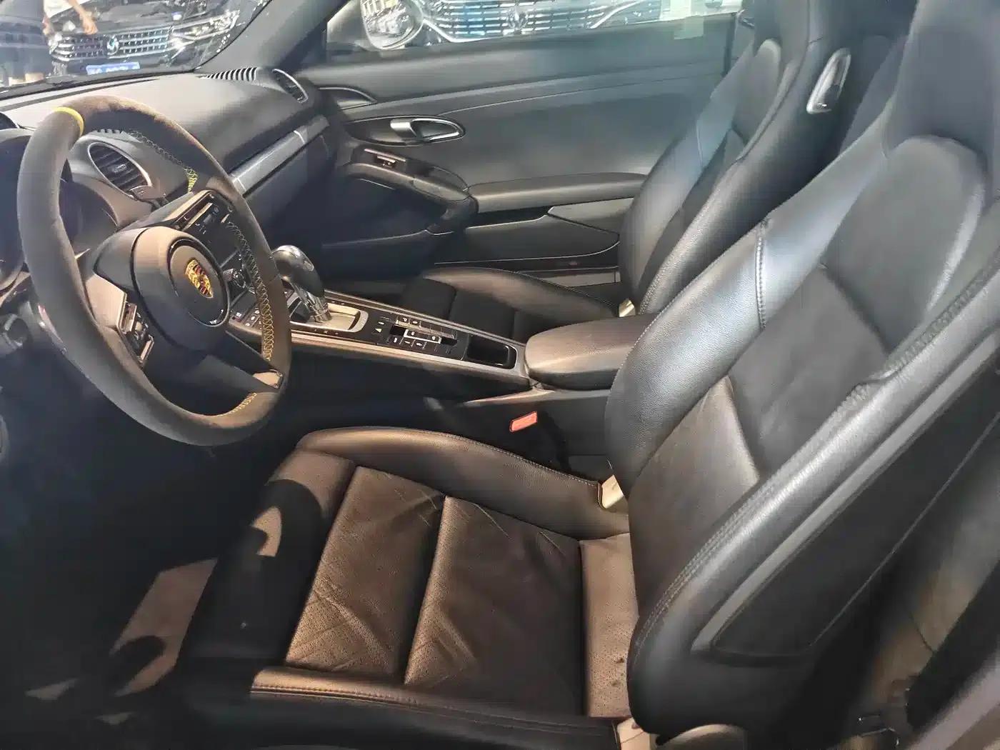 2016 Porsche 718 Boxster 2.0T — миниатюра 8