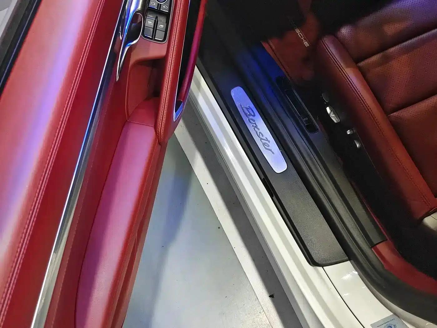 2016 Porsche 718 Boxster 2.0T — миниатюра 4