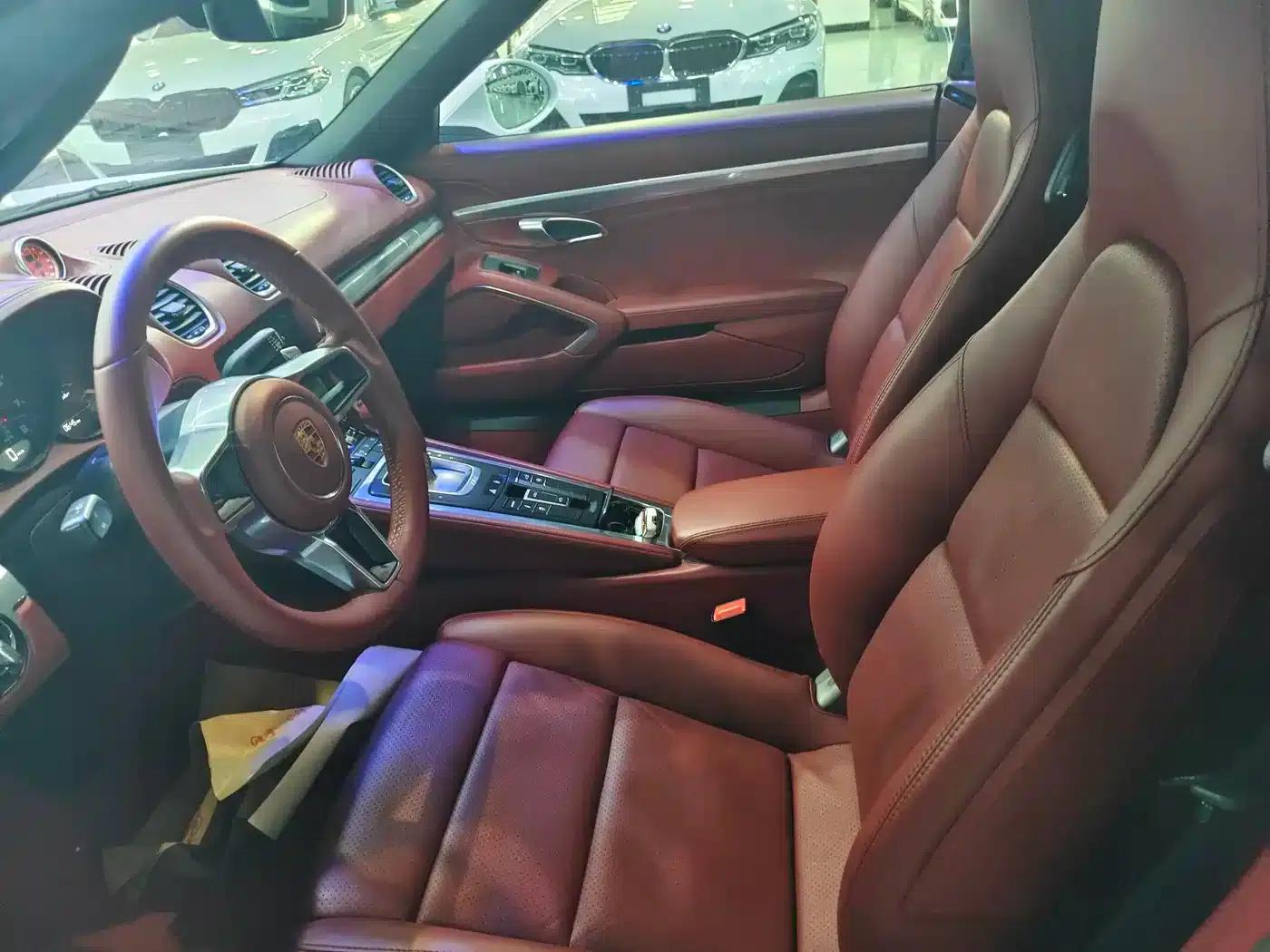 2016 Porsche 718 Boxster 2.0T — миниатюра 5