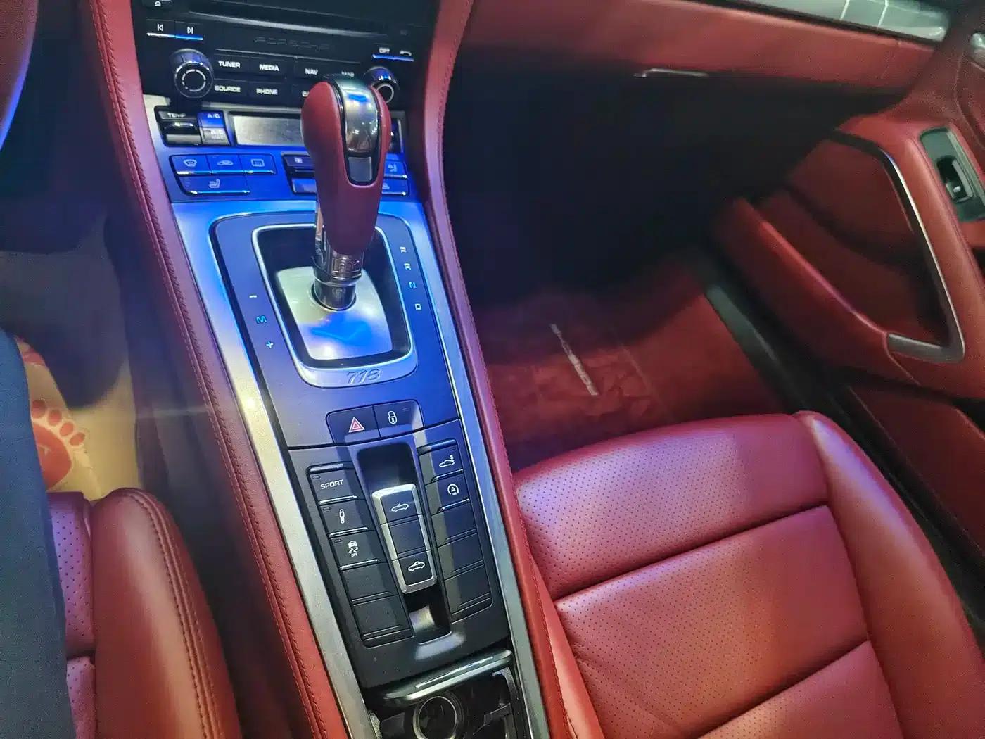 2016 Porsche 718 Boxster 2.0T — миниатюра 8