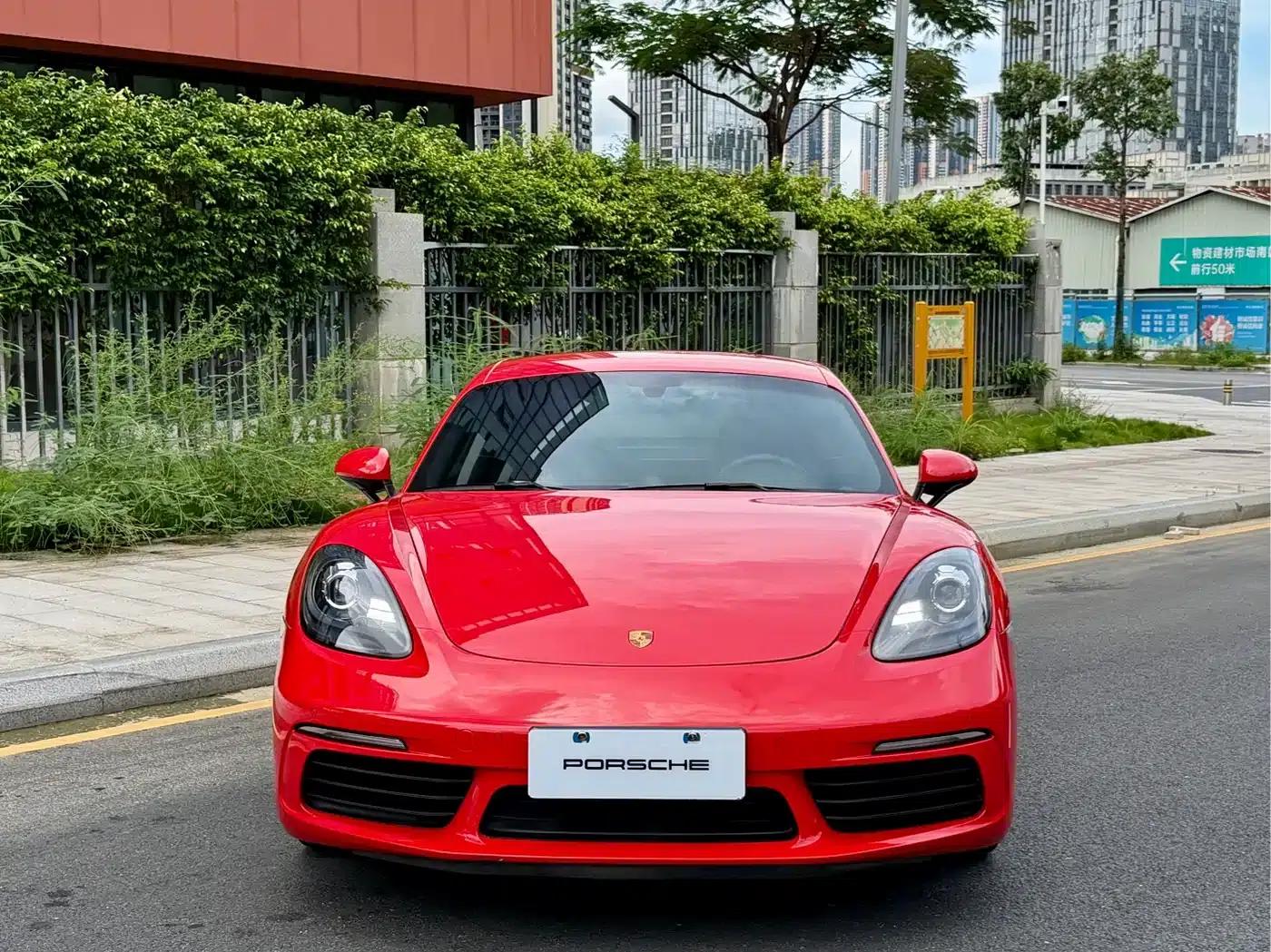 Porsche 718 Cayman 2022 2.0T — миниатюра 2