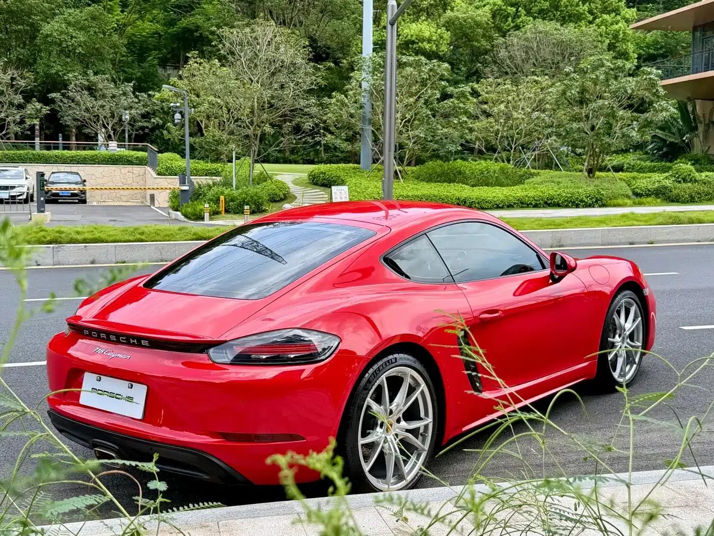 Porsche 718 Cayman 2022 2.0T — миниатюра 5