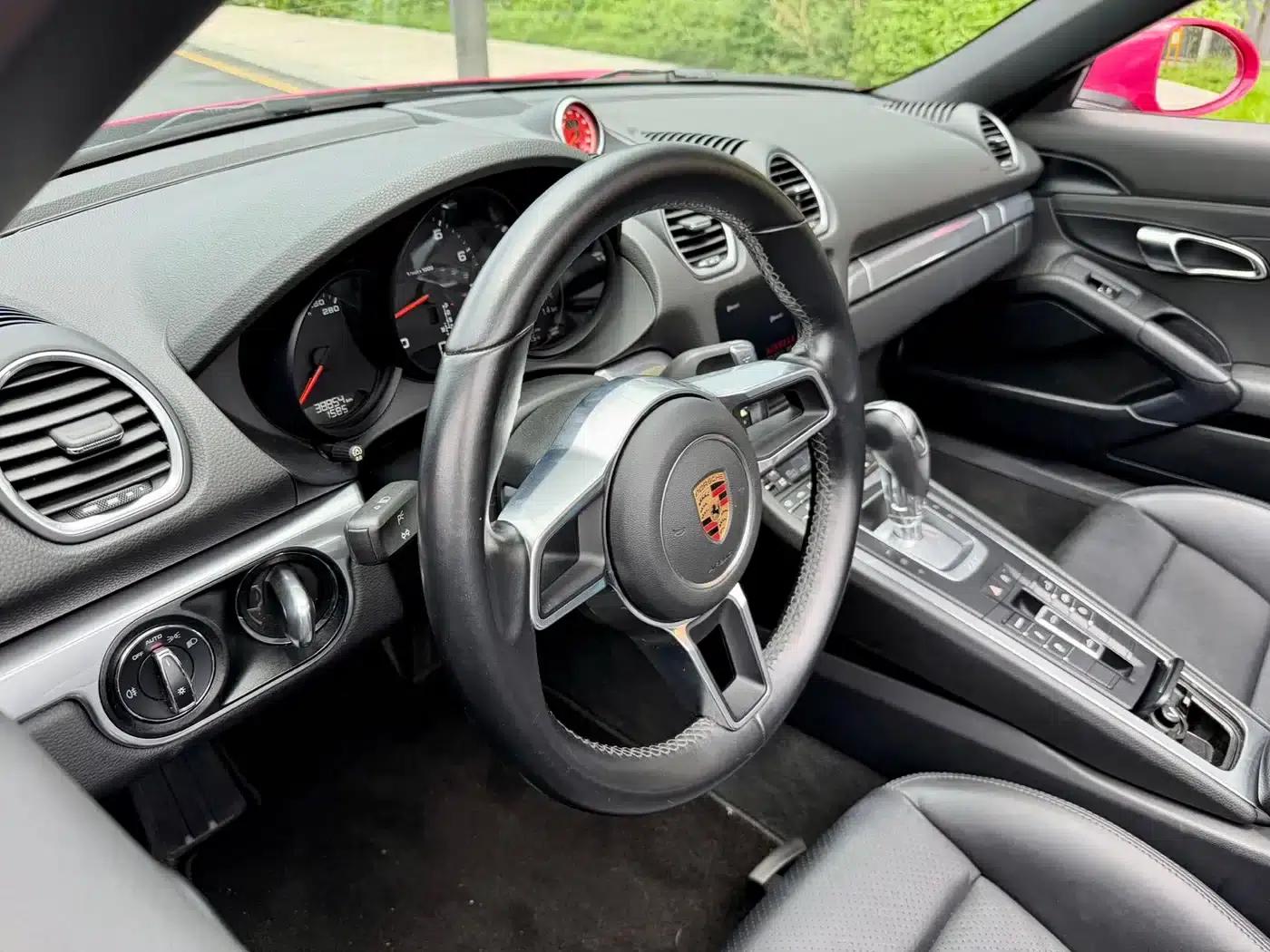 2020 Porsche 718 Boxster 2.0T — миниатюра 18
