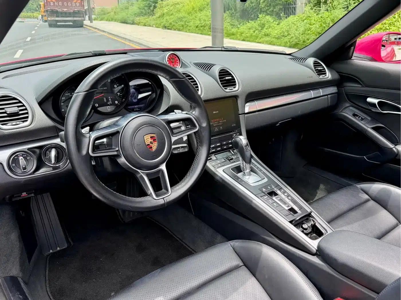2020 Porsche 718 Boxster 2.0T — миниатюра 22