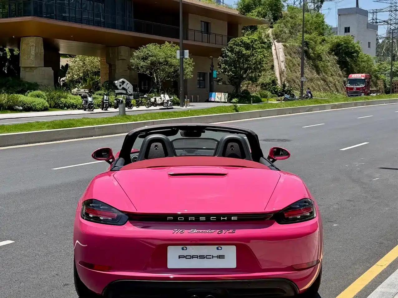 2020 Porsche 718 Boxster 2.0T — миниатюра 5