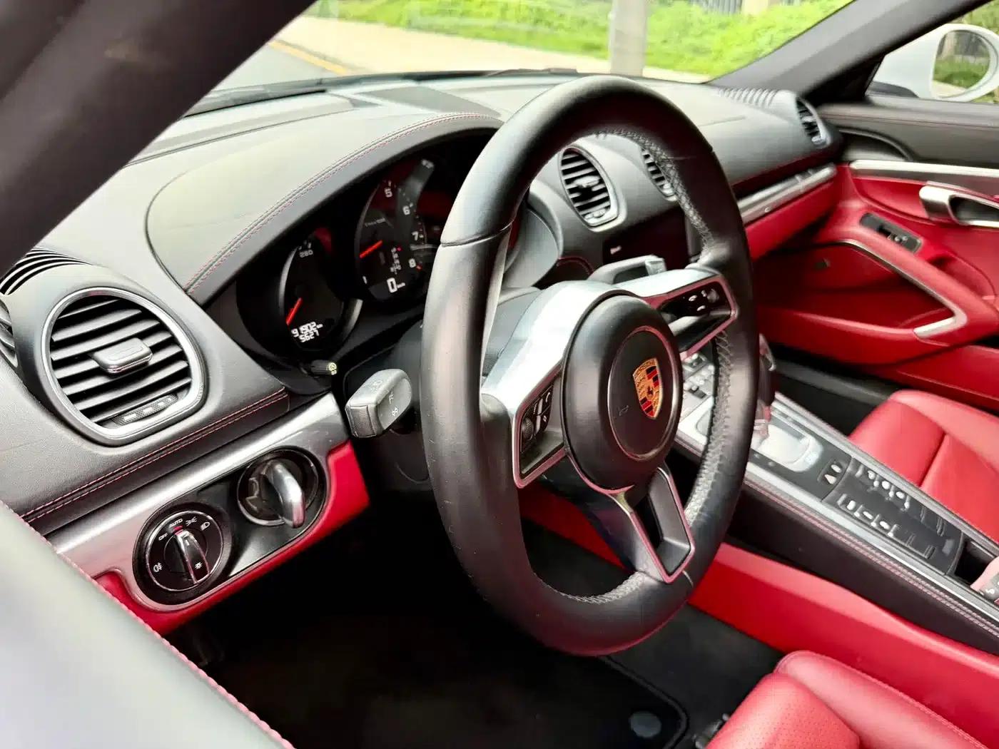 Porsche 718 Cayman 2016 2.0T — миниатюра 12