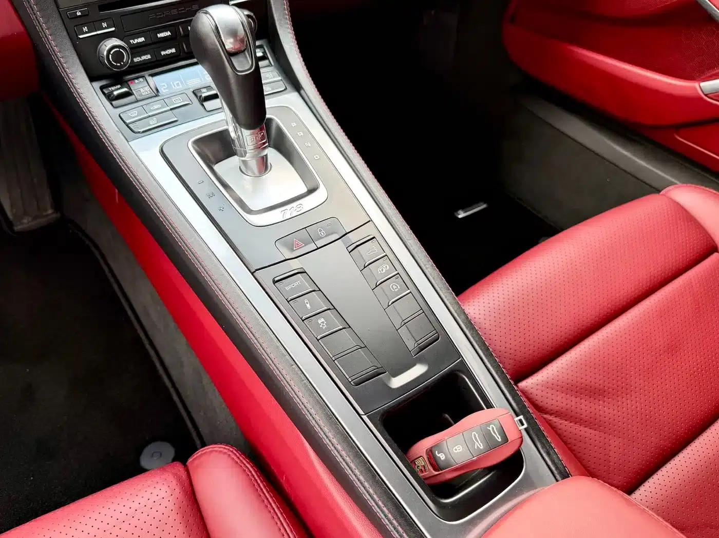 Porsche 718 Cayman 2016 2.0T — миниатюра 16