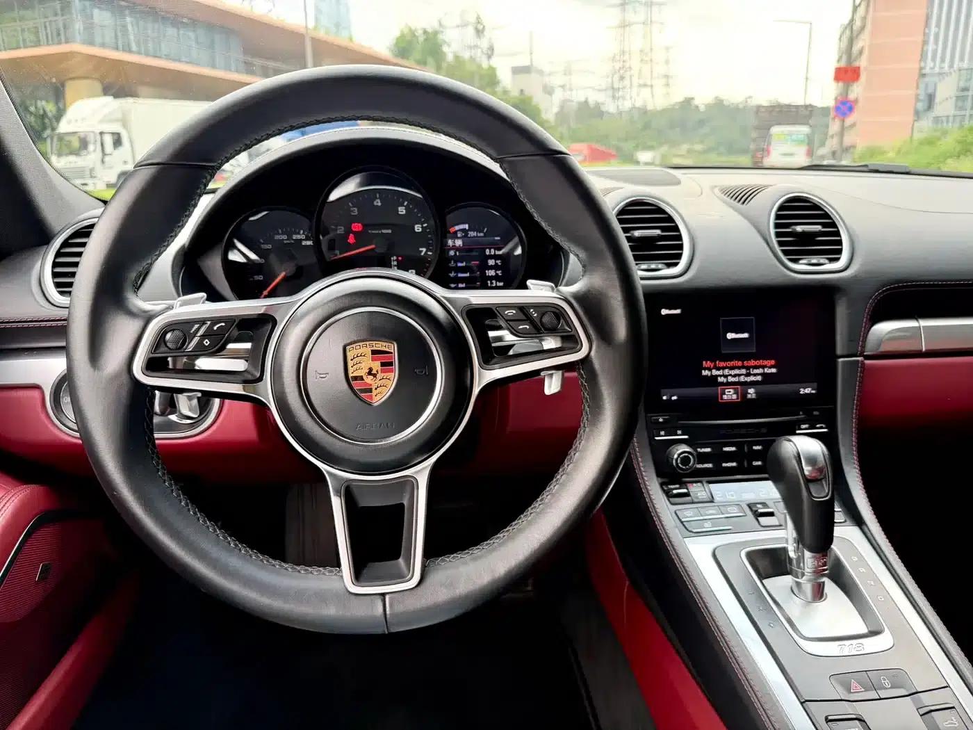 Porsche 718 Cayman 2016 2.0T — миниатюра 19